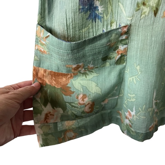 APRIL CORNELL | Oversized Charming Floral Boho Tunic Top - Picture 5 of 6